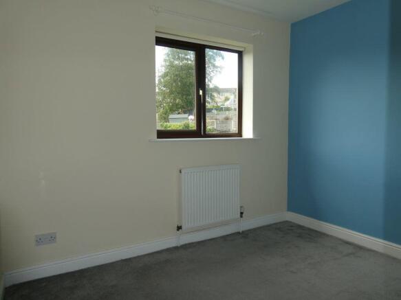 2 bed Apartment to rent Image 10