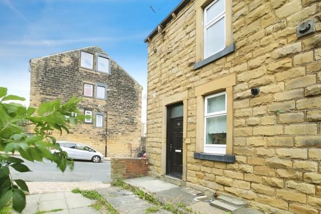 2 bed Terraced for sale Image 10