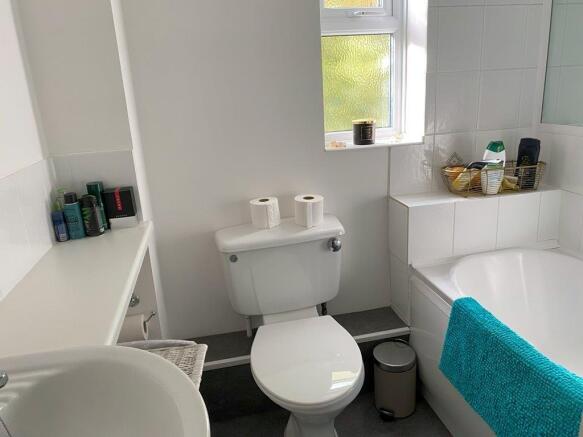 Photo 12