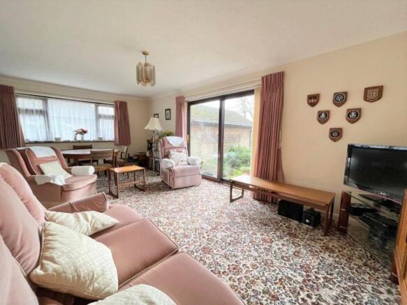 Lounge/dining room