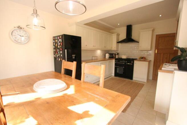 BREAKFAST KITCHEN