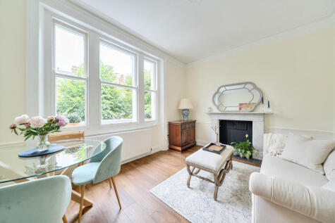 Redcliffe Gardens, Chelsea, London, SW10