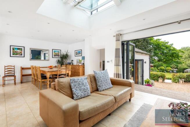 Open Plan Living Dining Kitchen
