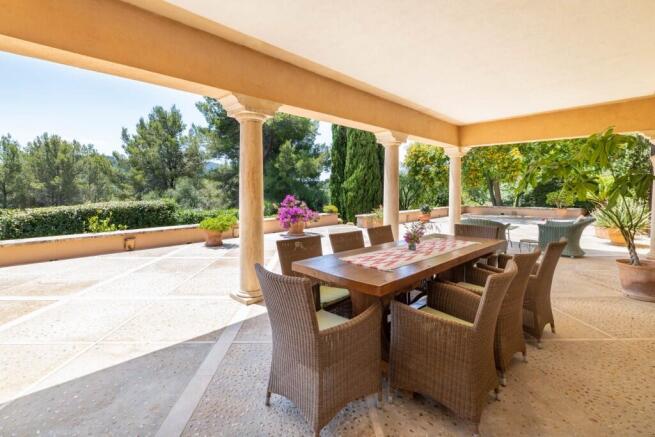 Covered Terrace (2)