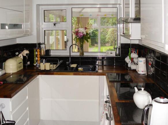 2CastletonGrove_dp_1