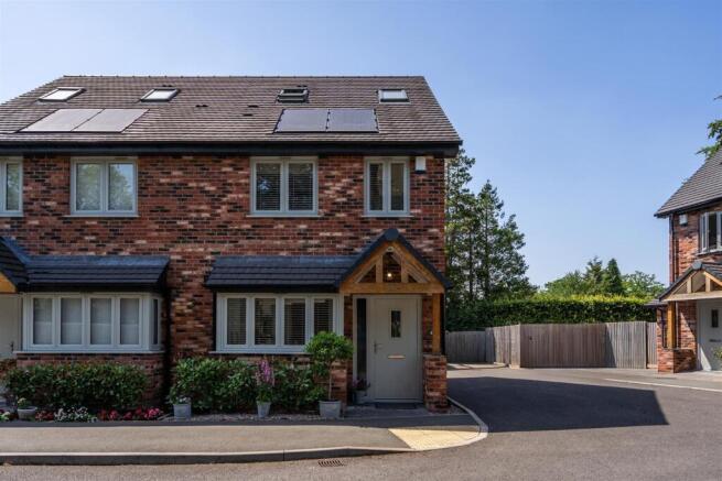 4 Kingsley Gardens_15.jpg