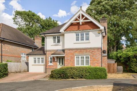 Warren Farm Close, Epsom, KT17