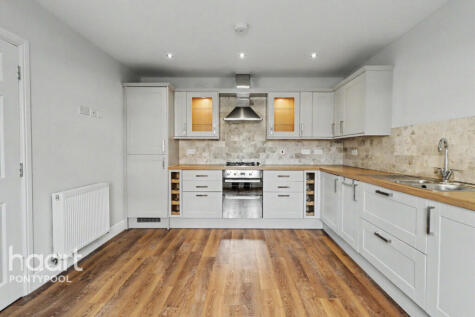 Woodland View, Pontypool