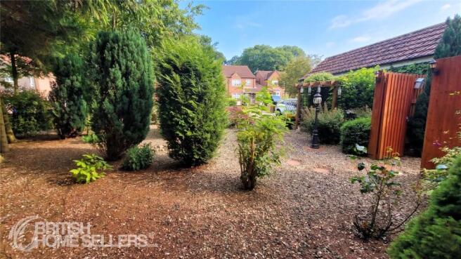 3 bed Bungalow for sale Image 12