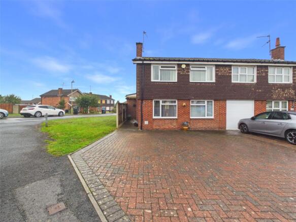 3-bed semi-detached on Firwood Drive, Tuffley, Gloucester, GL4, £300,000