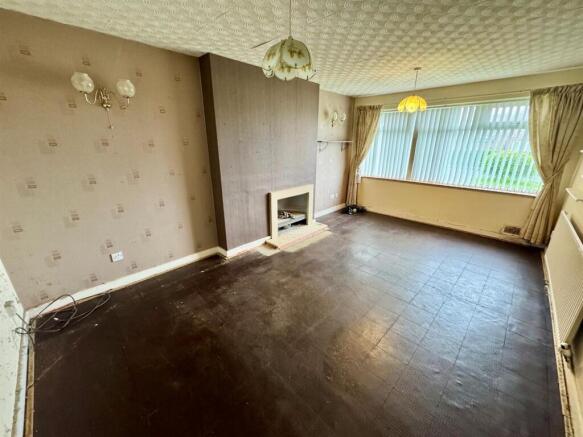 Meadow Lane, Eastfield, Scarborough photo 2