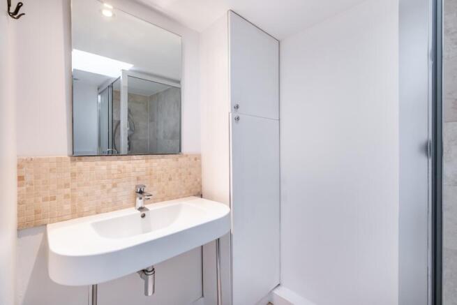 Family Shower Room