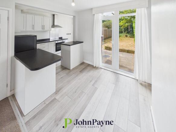 Dining/Kitchen
