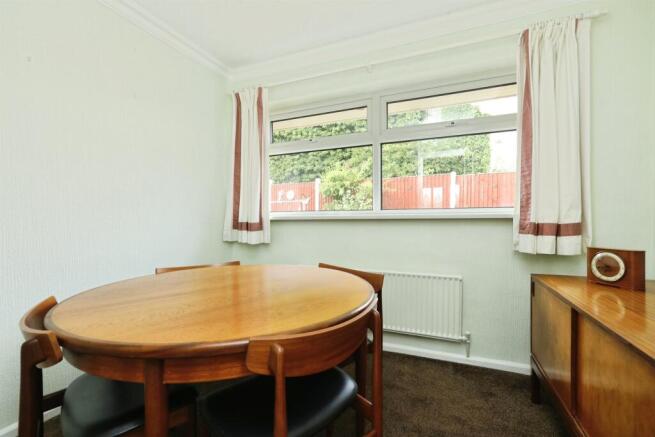 3 bed Detached Bungalow for sale Image 11