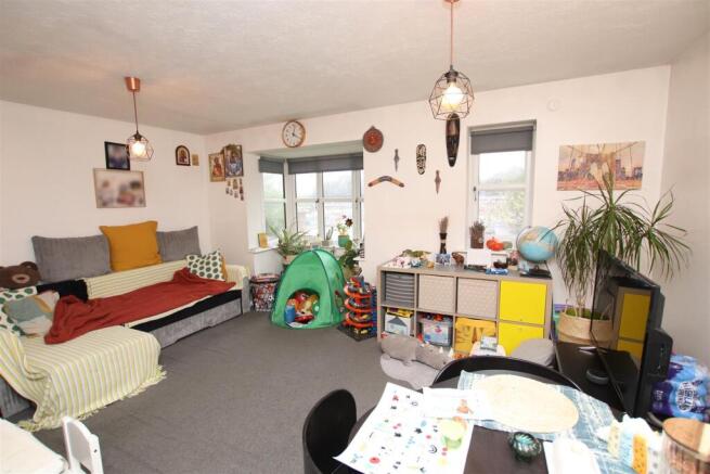 St. Edmunds Road, Dartford photo 2