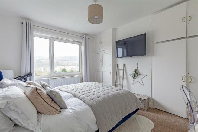 Bedroom 2-1.jpg