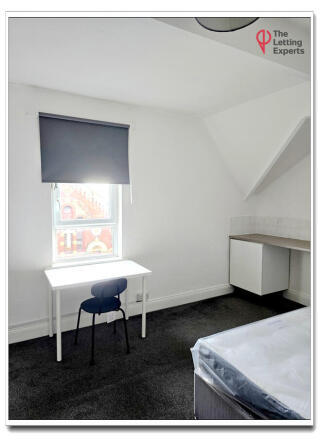 1 bed Terraced to rent Image 12