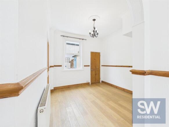 2 bed Terraced for sale Image 6