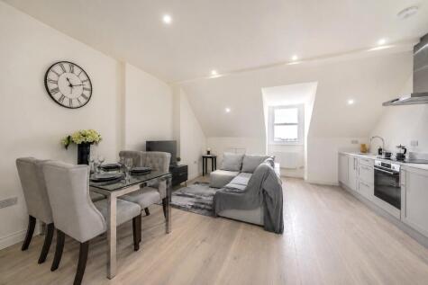 Replingham Road, Southfields, SW18