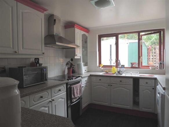 Kitchen: