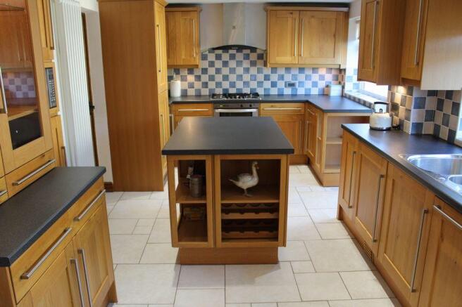 KITCHEN AREA