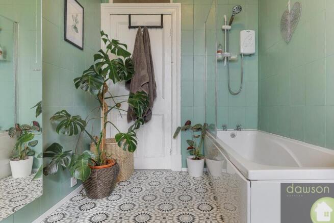 En-suite Bathroom