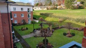 Flat 50, Peelers Court, St Andrews Road, Bridport DT6 3HB