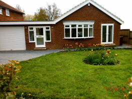 16a, The Crescent, Alwoodley, Leeds LS17 7LZ