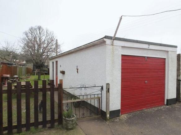 Garage/Workshop
