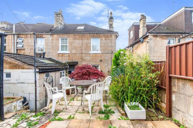 Photo 11