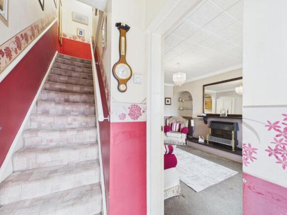 3 bed Terraced for sale Image 5