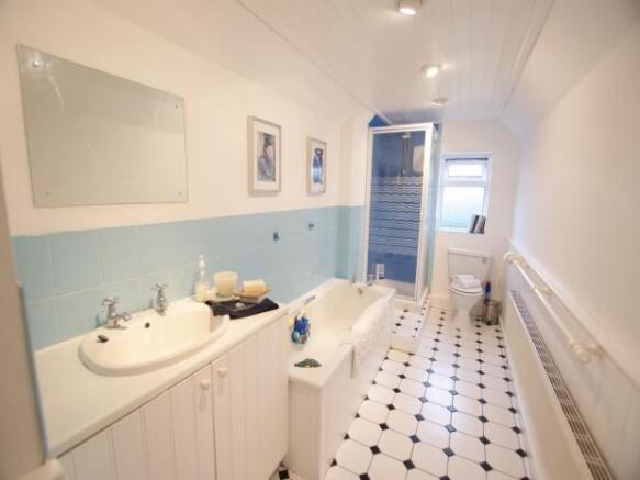 Photo 11
