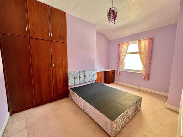 2 bed Terraced for sale Image 9