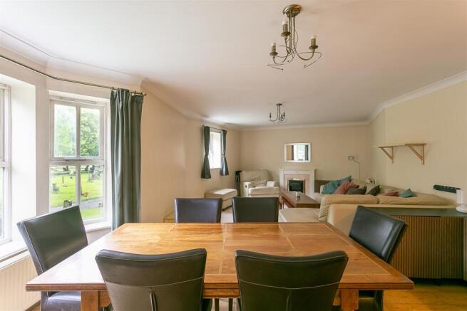 Regency Court, Jesmond, Newcastle upon Tyne photo 4