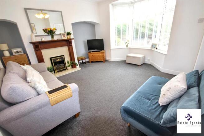 3 bed Semi-Detached for sale Image 4