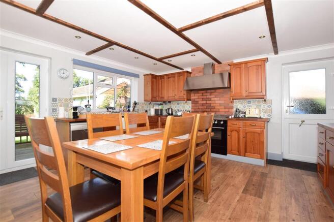 Kitchen/Breakfast Room
