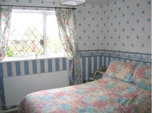 MAIN BEDROOM