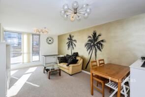 10, Queen Anne House, Admiralty Road, Portsmouth PO1 3GT