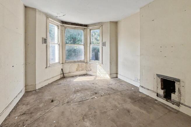 95b Woodside, Wimbledon, London, SW19 7BA