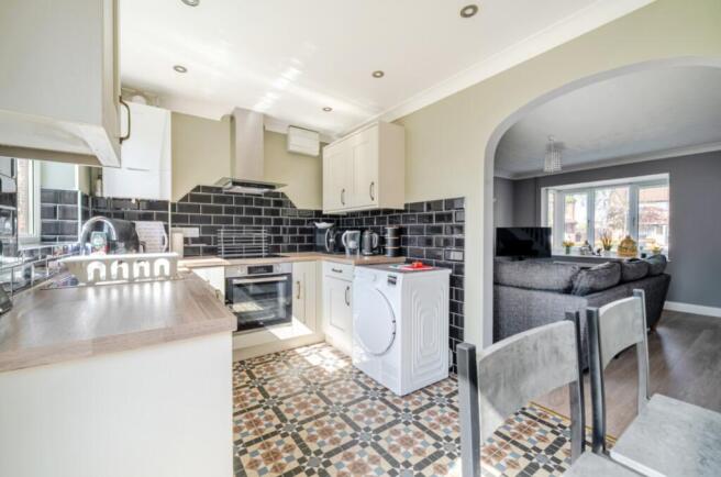 1440660-15-69d64914c5da8