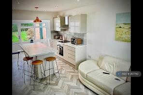 237, Wragby Road, Lincoln LN2 4PZ