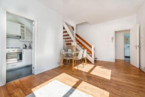 53, Carleton Road, London N7 0ET