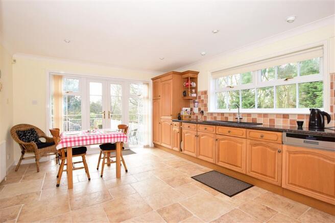 Kitchen/Breakfast Room