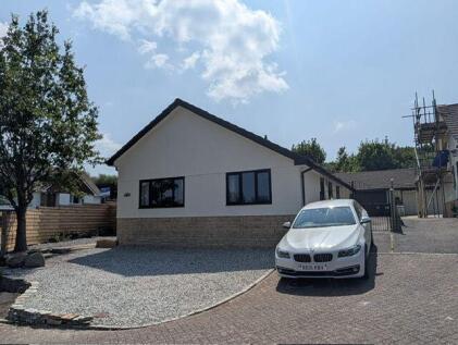 Oaktree Close, Holmbush, St. Austell, PL25 3BL