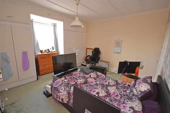 Bedroom.jpg