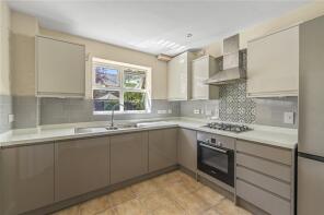 9, Nursery Gardens, Hampton TW12 3ES