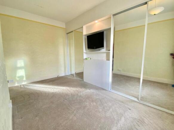 2 bed Terraced for sale Image 11