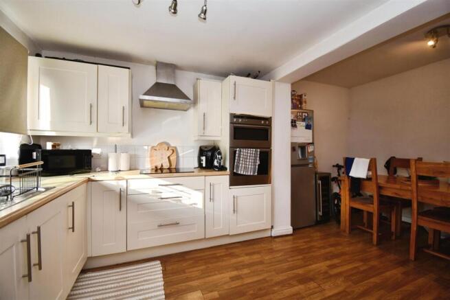 Open plan kitchen / dining room