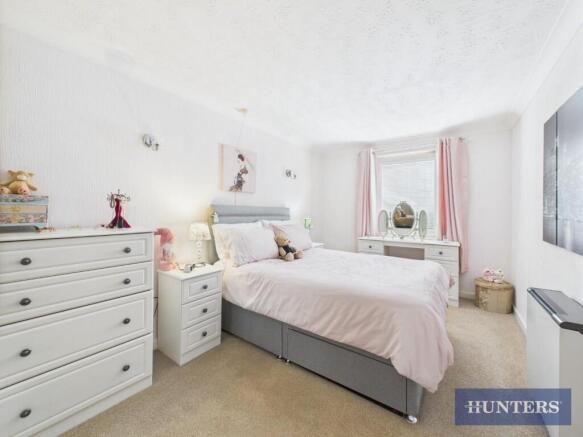 1 bed Flat for sale Image 4