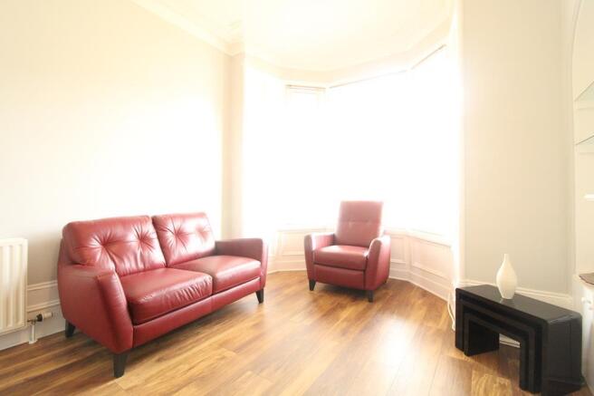 Lounge 4